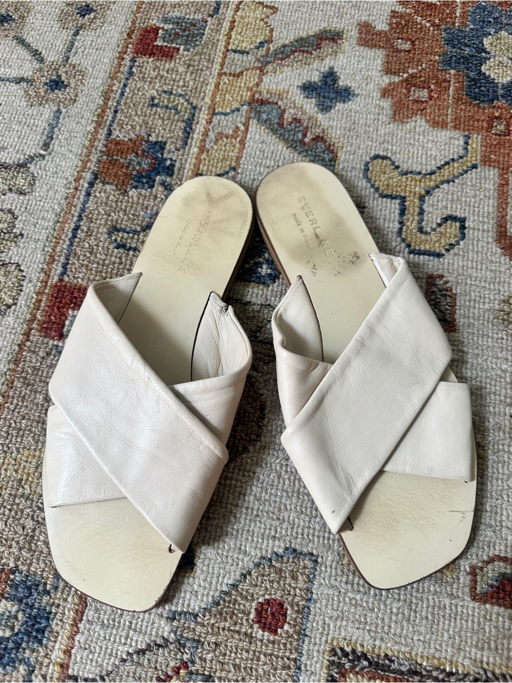 Everlane Cream Slip On Cross Over Sandals sz 9.5 AS IS